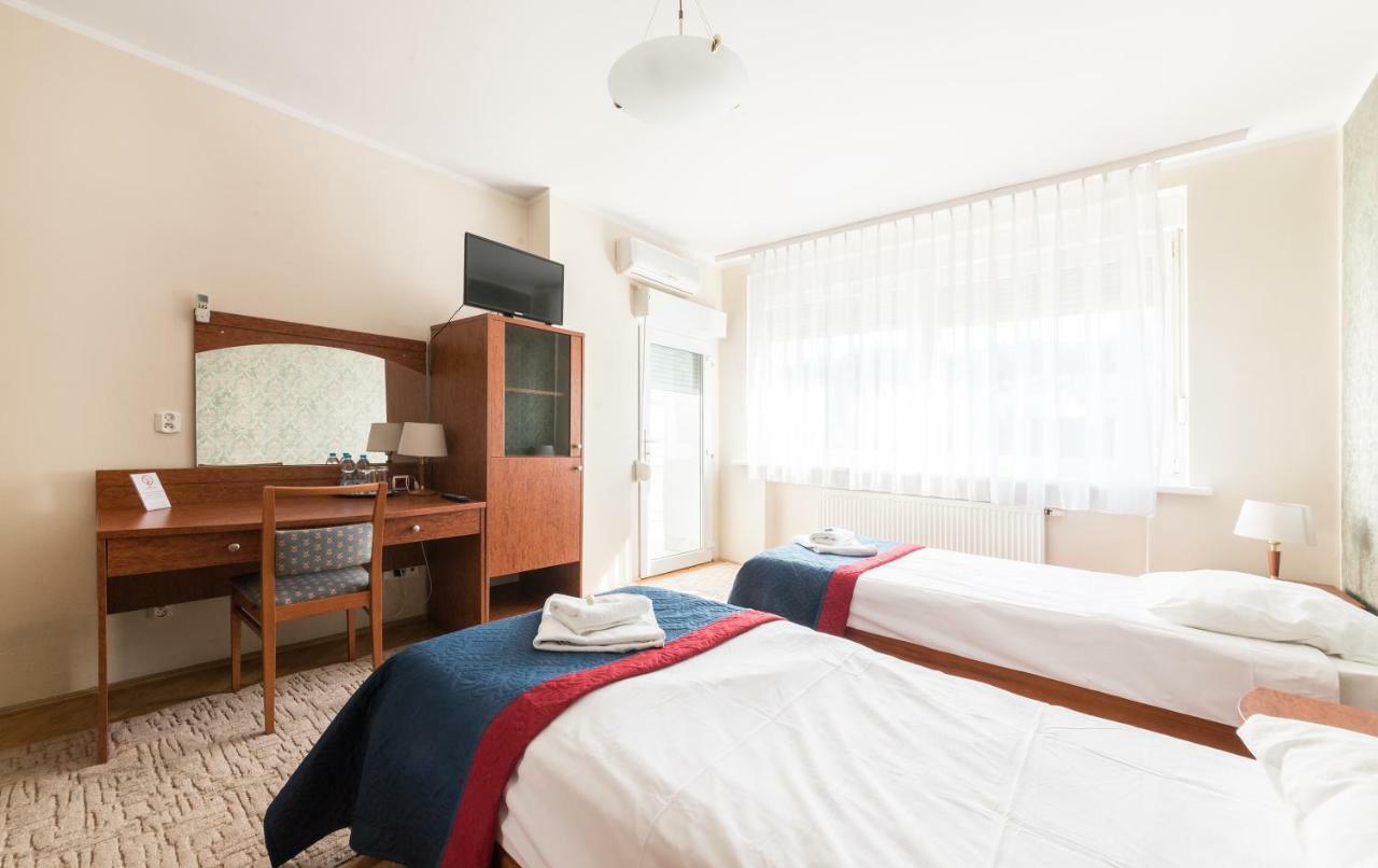 Bed and Breakfast Gosciniec Witomino Gdyně Exteriér fotografie